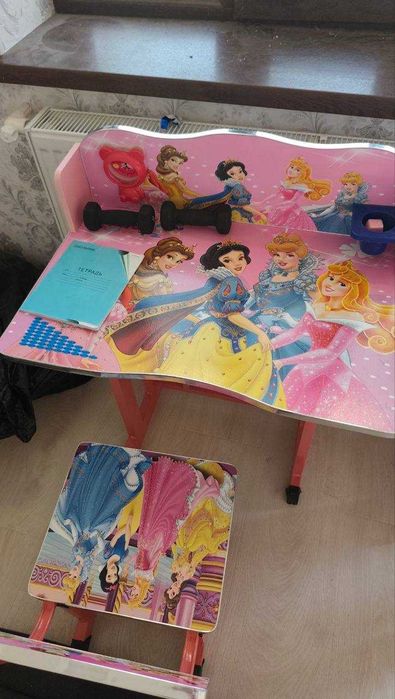 Bolalar uchun o‘quv stoli va stul to‘plami, Детский стол и стул учёбы