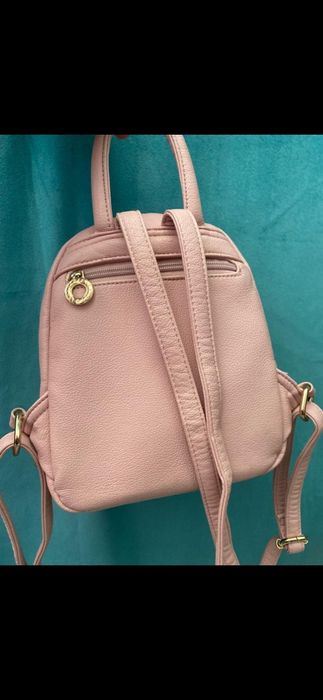 Милый женский рюкзяк