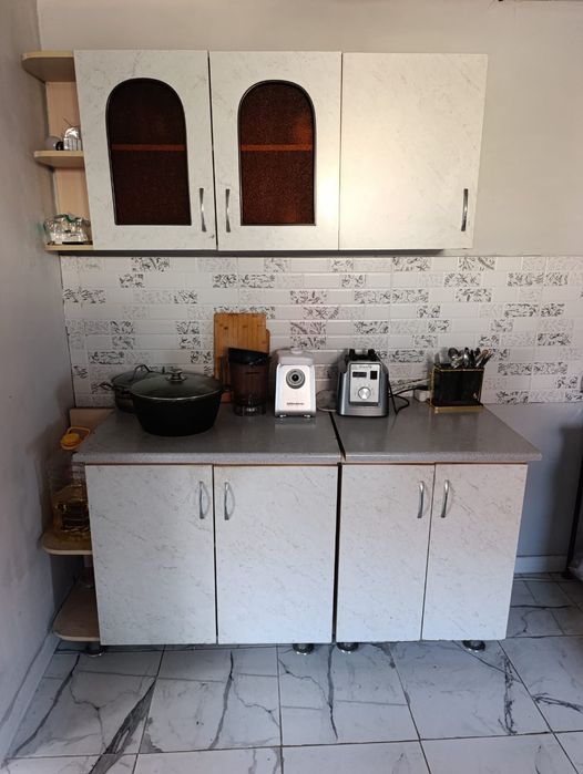 Кухонная мебель белая