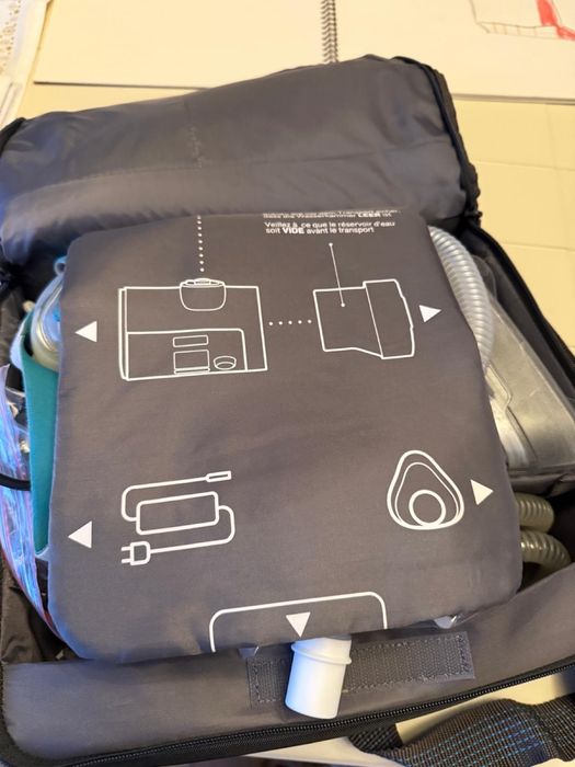 Aparat AirSense 10 AutoSet cu Umidificator+2 masti full face-pt.apnee