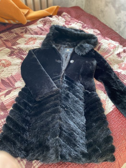 Продам мутоновую шубу