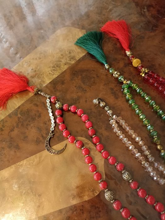 Tasbex qutichalari, tasbexlari bilan