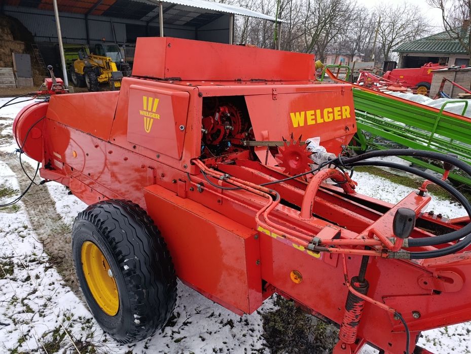 Presa balotiera welger ap 52 și 53