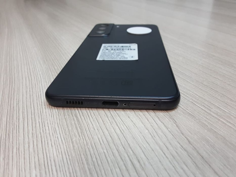 Samsung S21 FE 256 гб