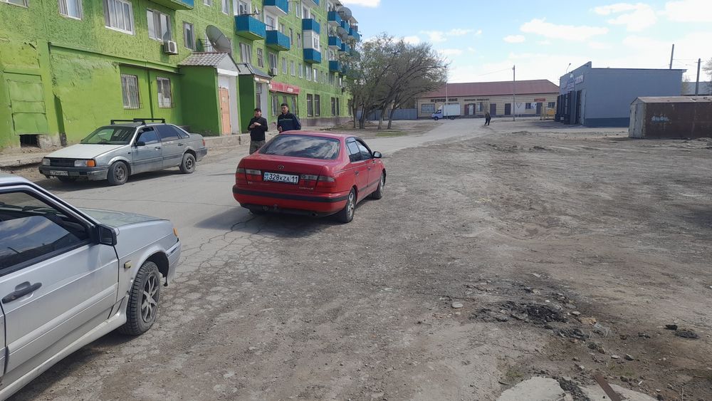 Тойота карина 2 обооо