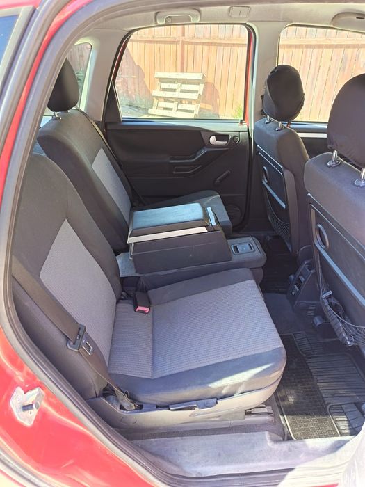 Vând Opel Meriva