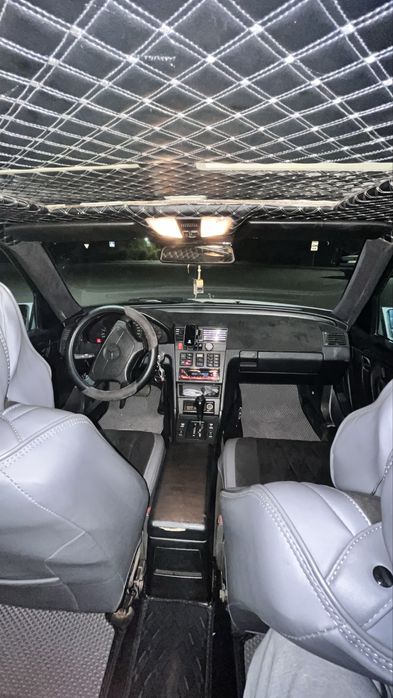 Mercedes-Benz C280 W202