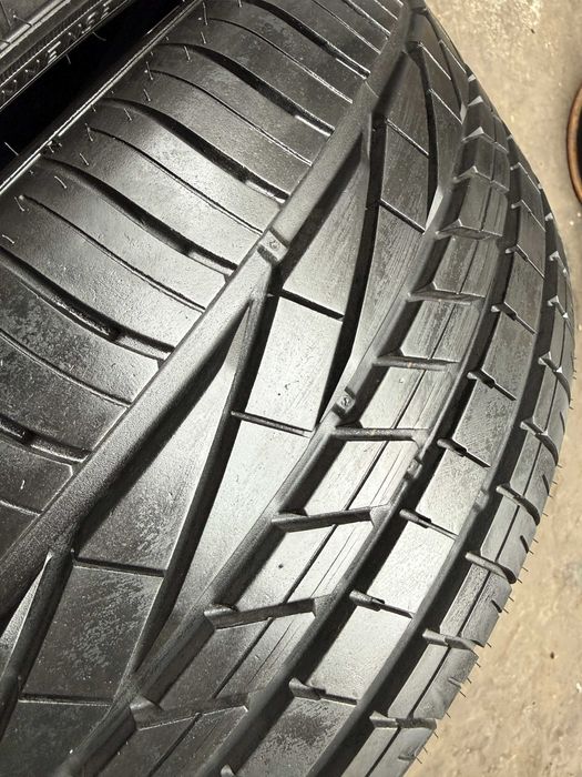 2x Anvelope Vara 245/45 R19 runflat - GoodYear Excellence RFT cu stelu