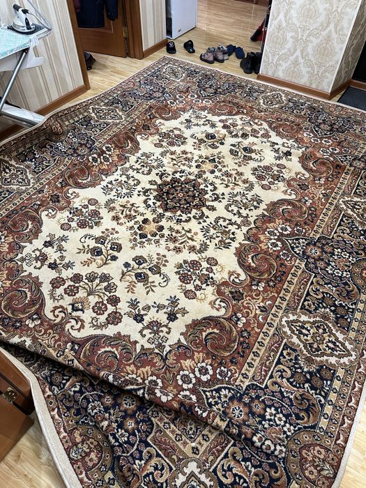 Ковер продается шерсть размер 3*4