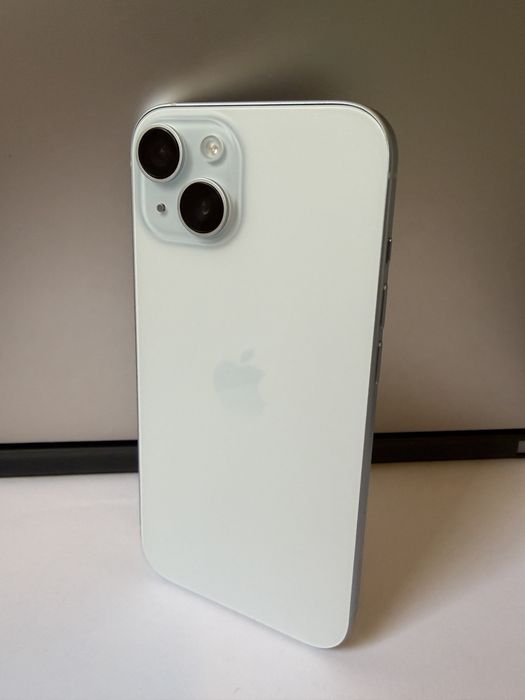 iPhone 15 128GB 99% батерия