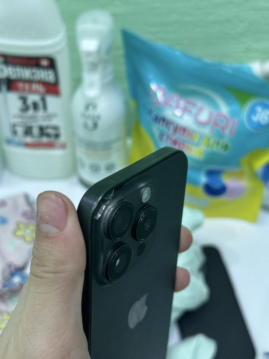 iphone 15.  проо