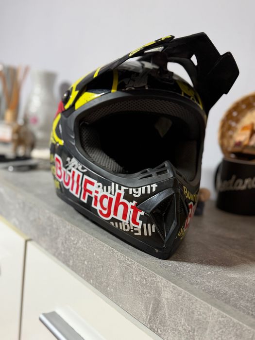 Cască motocross nouă