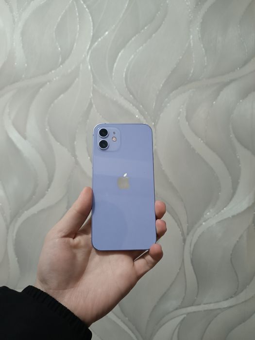 iPhone 12 xolati yaxshi