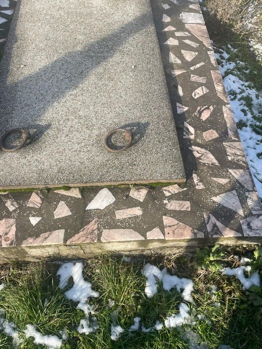 Loc de veci Cimitirul Sineasca