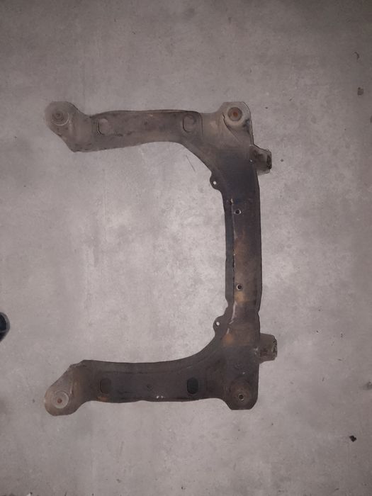 Балка на Ауди Б4