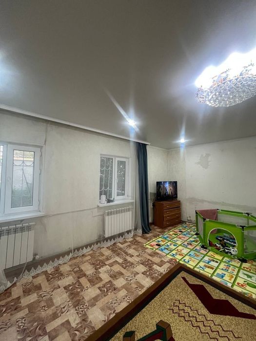 Продам благоустроеный дом в центре