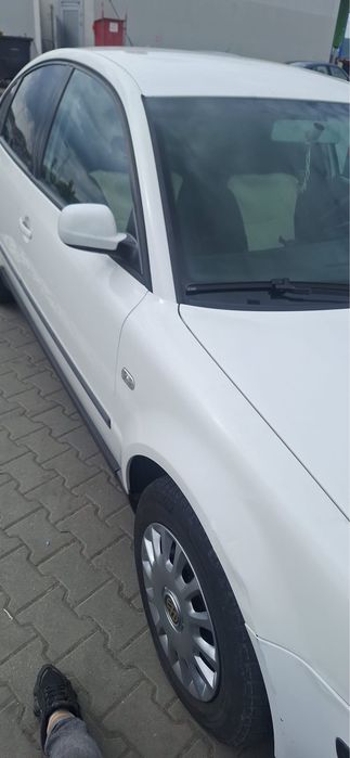 Vand auto  wolzvaghen pasat