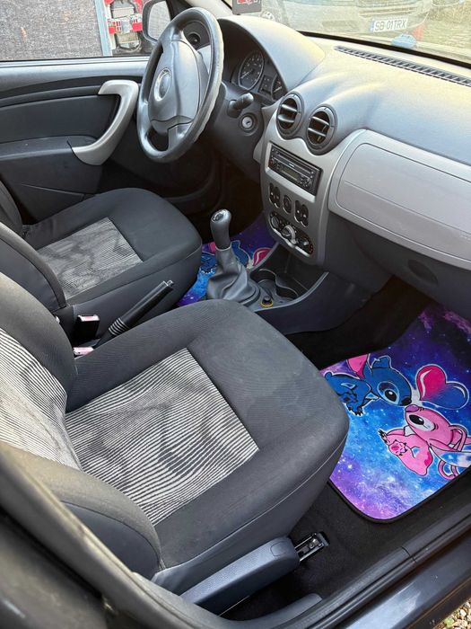 Dacia Sandero 1,4 mpi. An. 2009. Clima