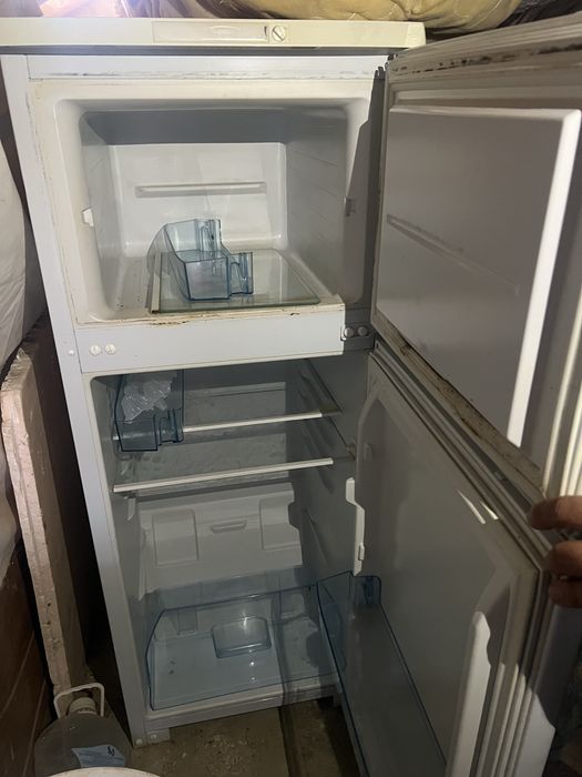 Холодильник 120см