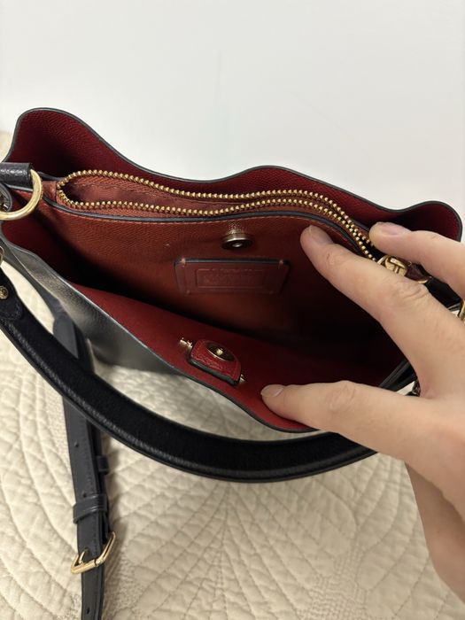 Продам сумку Coach в идеальном состоянии