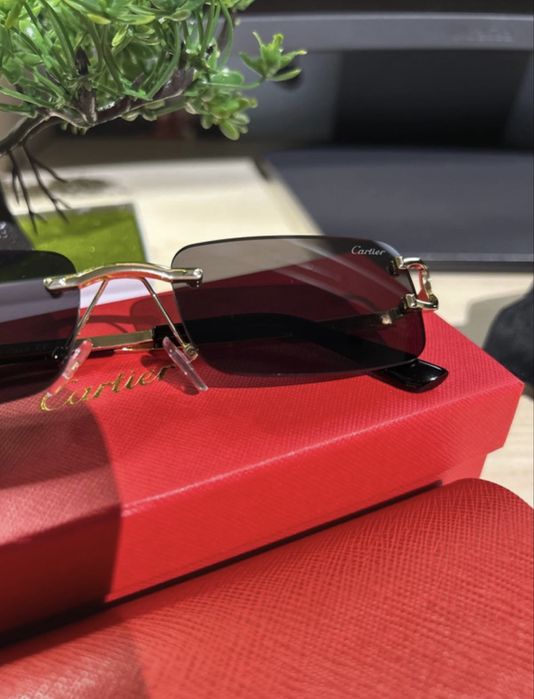 Vand ochelari cartier