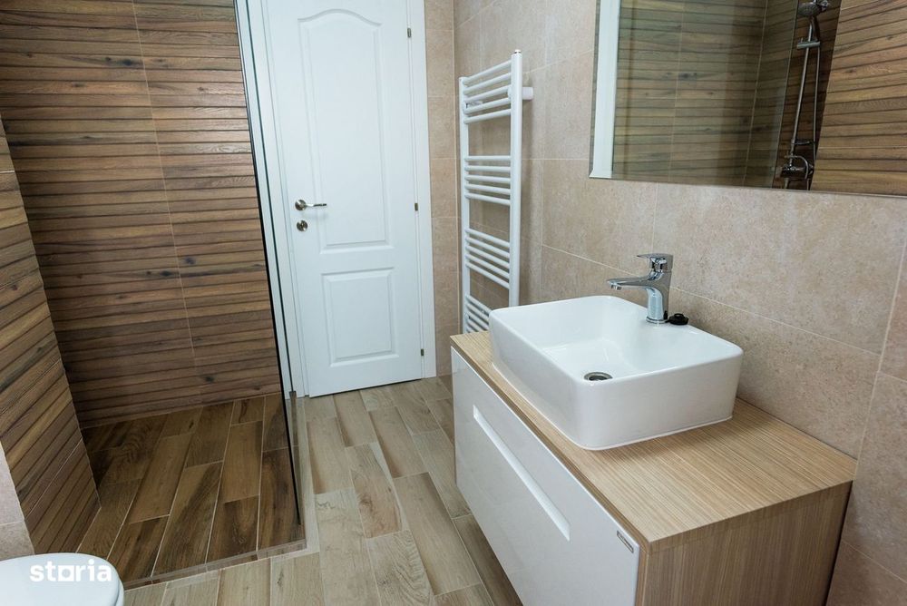 Apartament de închiriat Construcție Nouă 110 mp etajul 3 zonă centrală