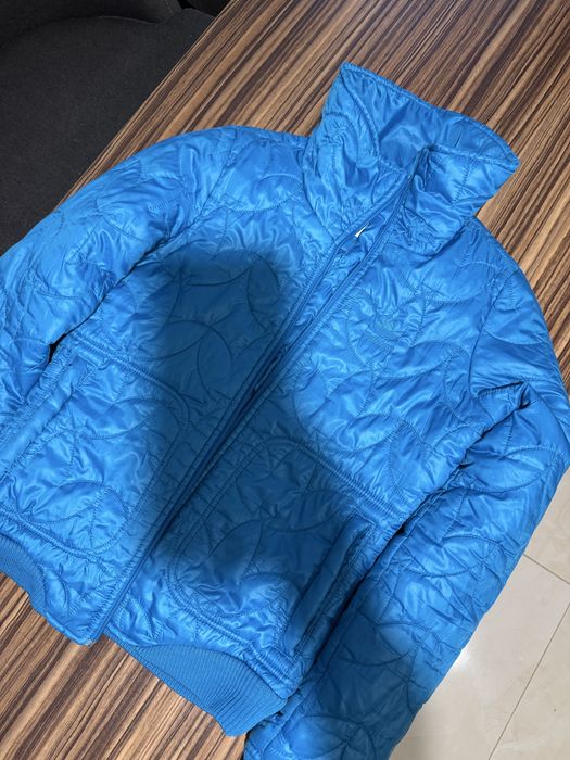 Дамско преходно яке Adidas, размер 36, почти ново