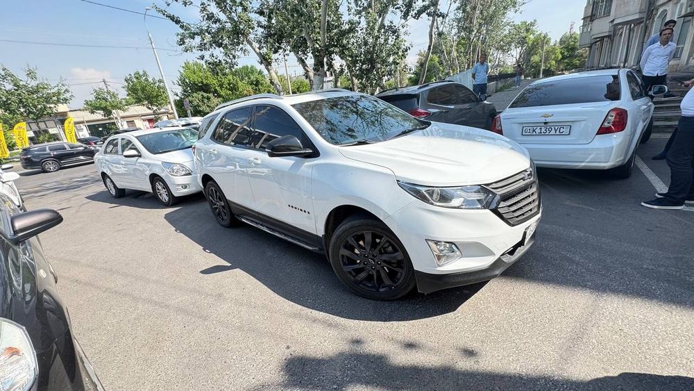 Chevrolet Equinox 2020 — 3