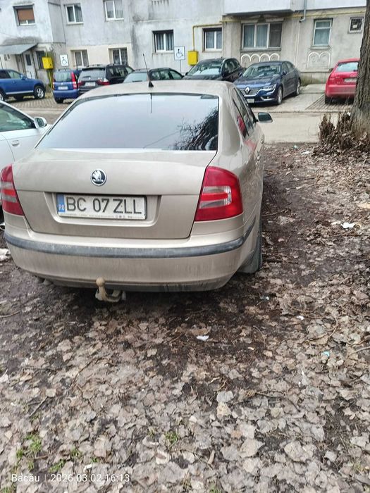 Vând Skoda Octavia