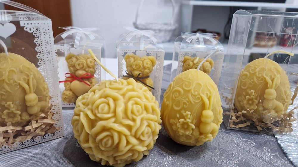 Свещи от чист пчелен восък