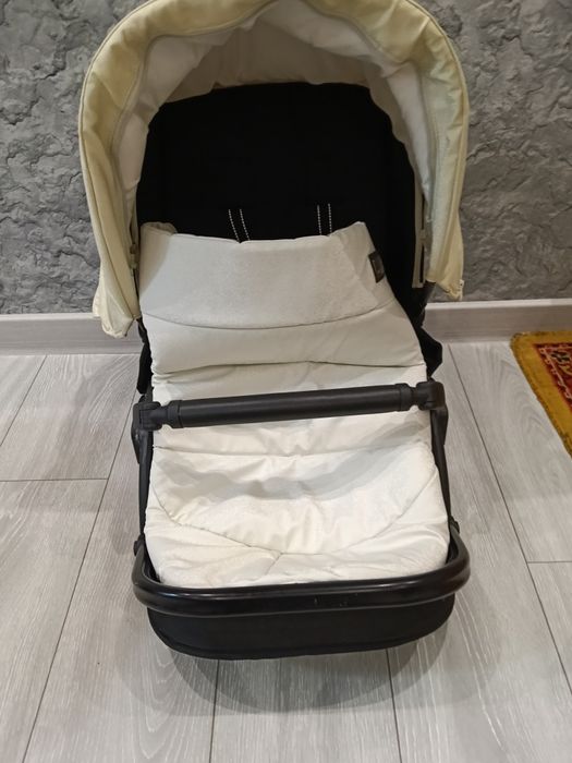 Продается коляска детская