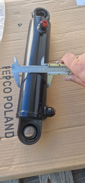 Cilindru directie tractor fiat case massey ferguson se poate trimite p