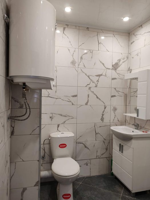 Продава се Двустаен апартамент в Карнобат - 60 кв.м за 850 €/кв.м - Снимка #1