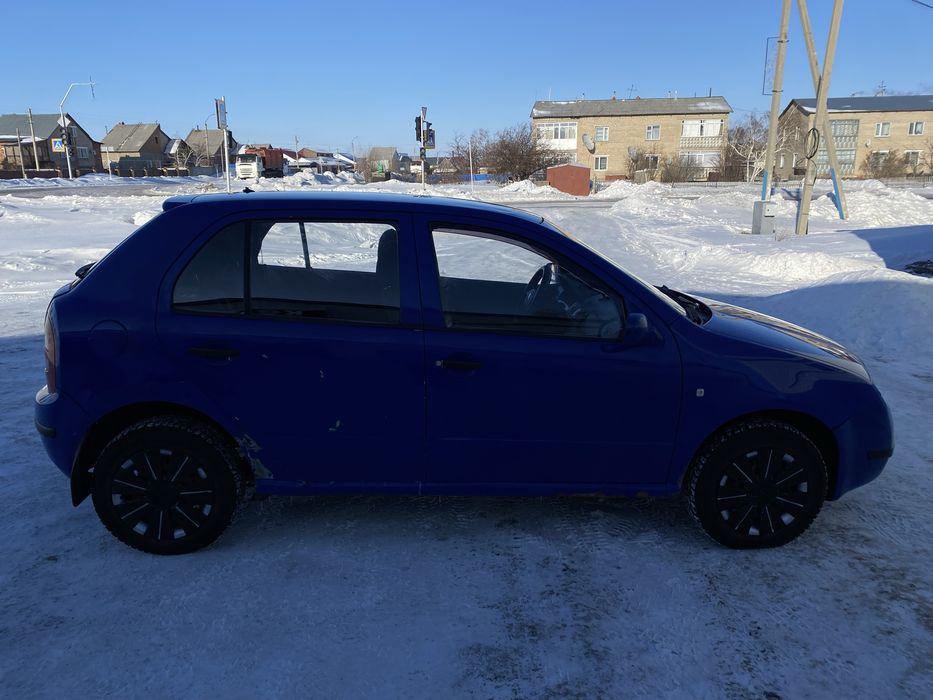 Продам skoda fabia 2003года