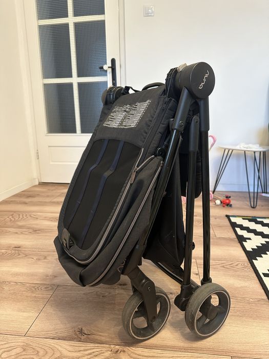 Cărucior reversibil Nuna Ixxa – stare foarte bună