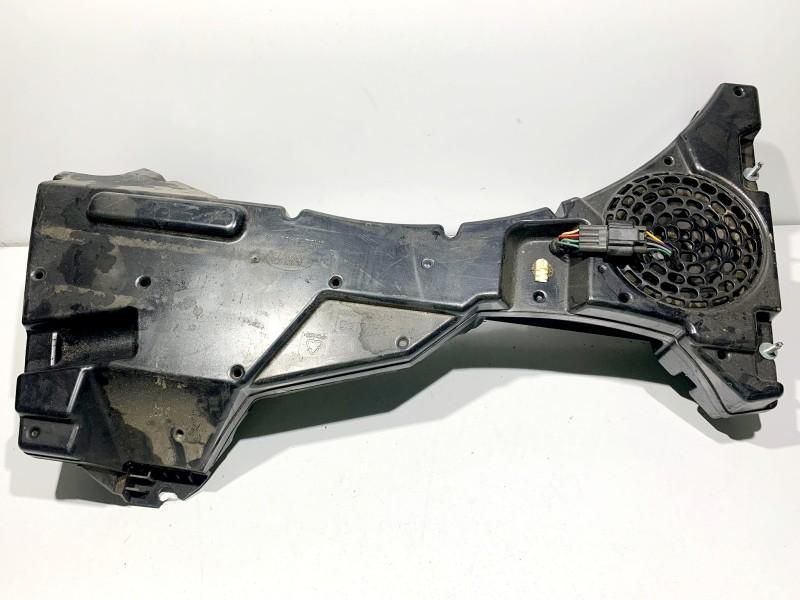 Subwoofer auto Land Rover Freelander 2 6H52-19A067-AB