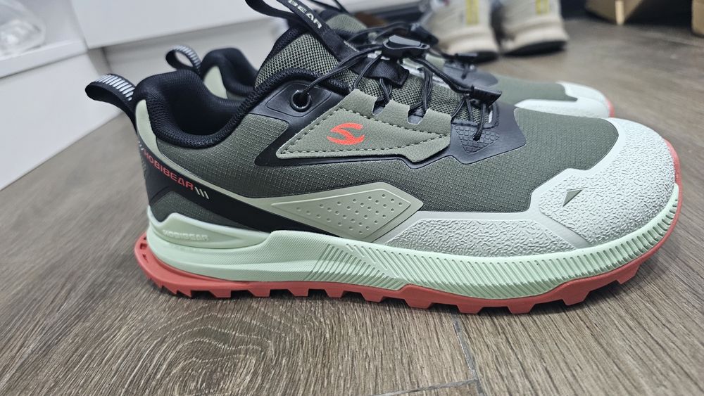 Кроссовки анатомические Hobbibear