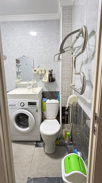 Продам квартиру мкр Каратау 8