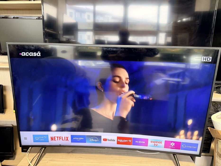 Smart tv samsung curbat 139 cm 4K -1350ron