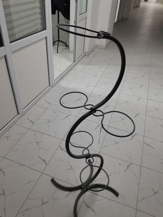 Подставка для цветов