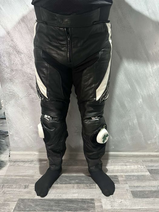 Екип за пистов мотор