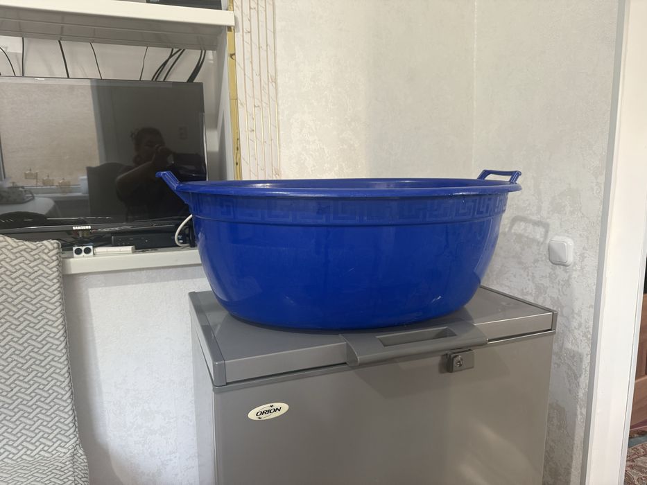 Продам большой 90л тазик