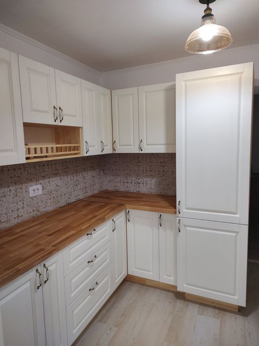 Mobila lemn masiv și pal !!