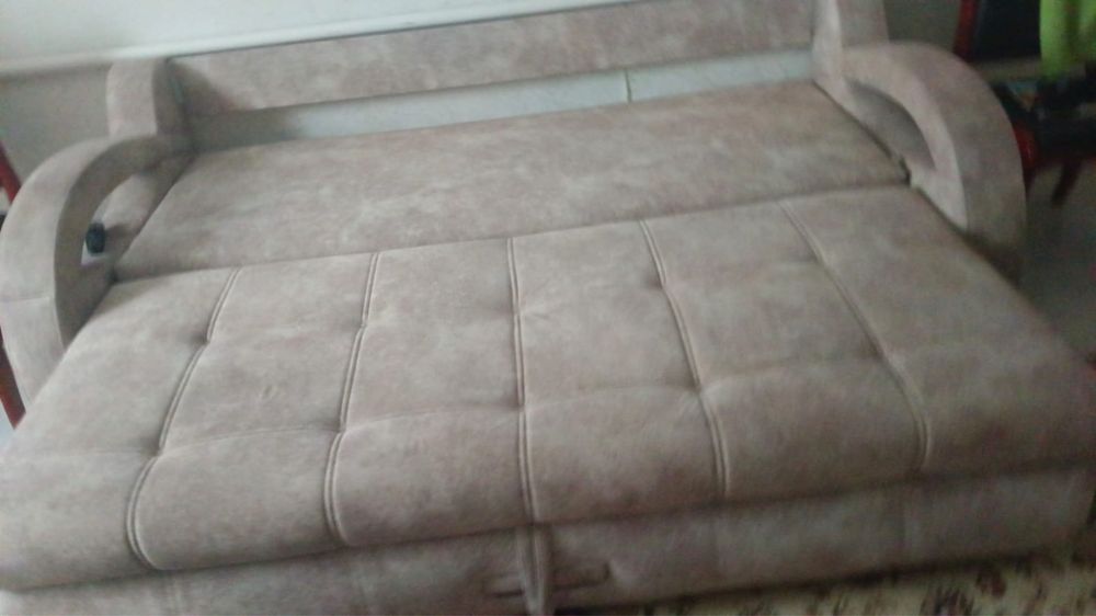 Продам диван в хорошем состоянии