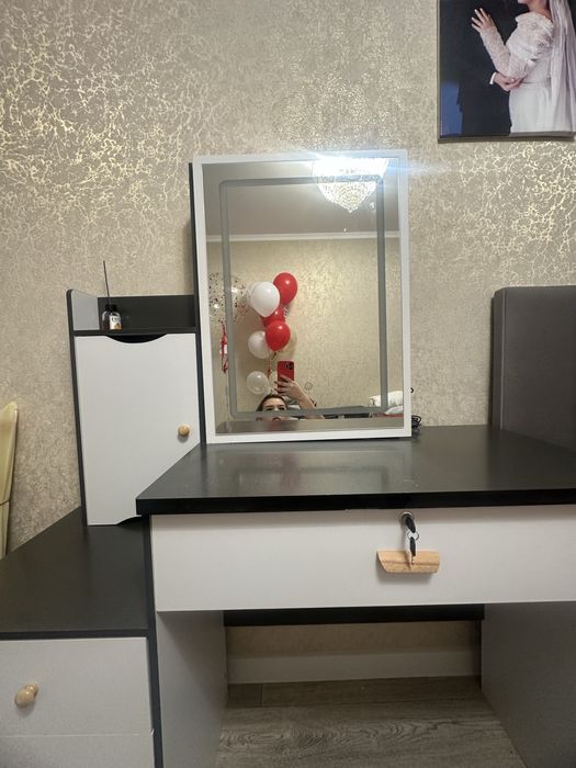 Туалетный столик