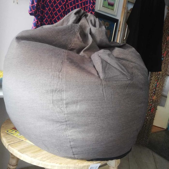 Пуф барбарон, нов, неизползван