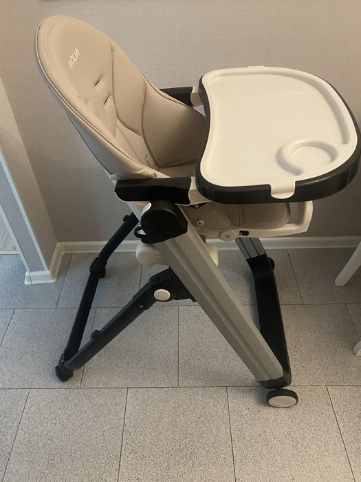 Стул для кормления IVOLIA