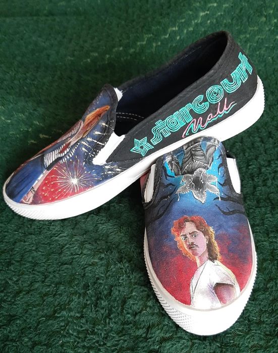 Ръчно рисувани обувки Stranger things, hotel transylvania