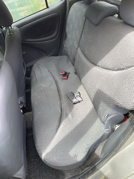 Тойота Ярис на части