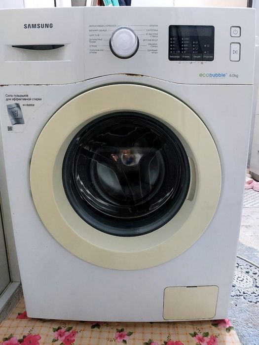 Продам стиральную машину